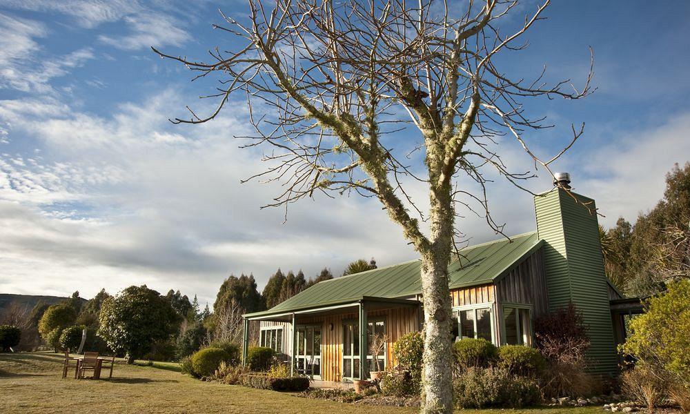 Whakaipo Lodge Таупо Екстериор снимка