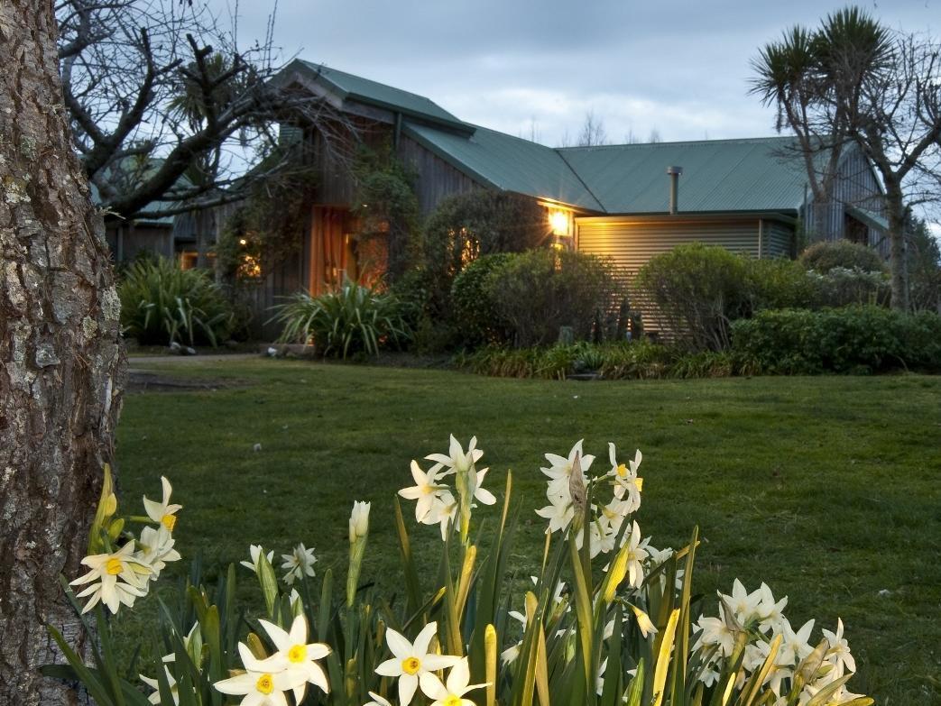 Whakaipo Lodge Таупо Екстериор снимка