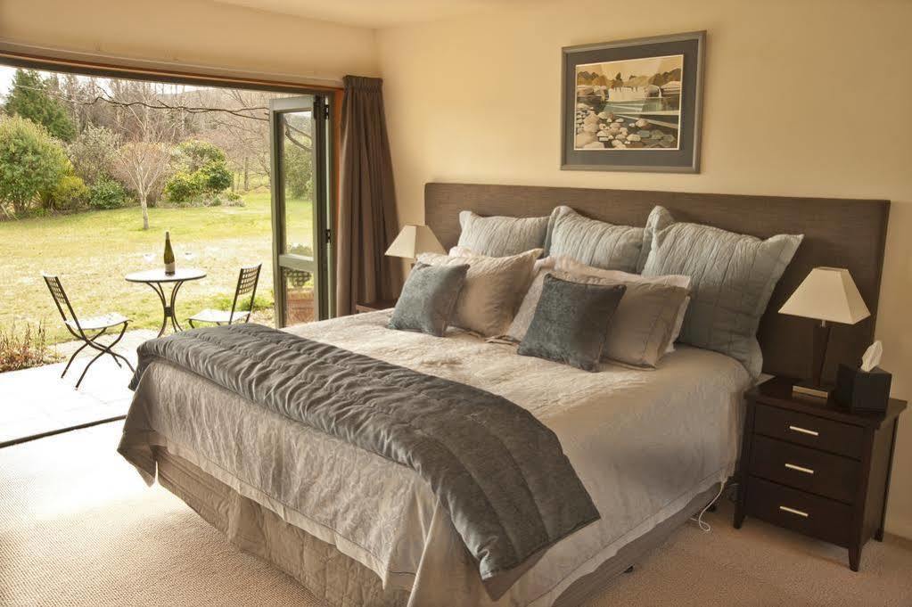 Whakaipo Lodge Таупо Екстериор снимка